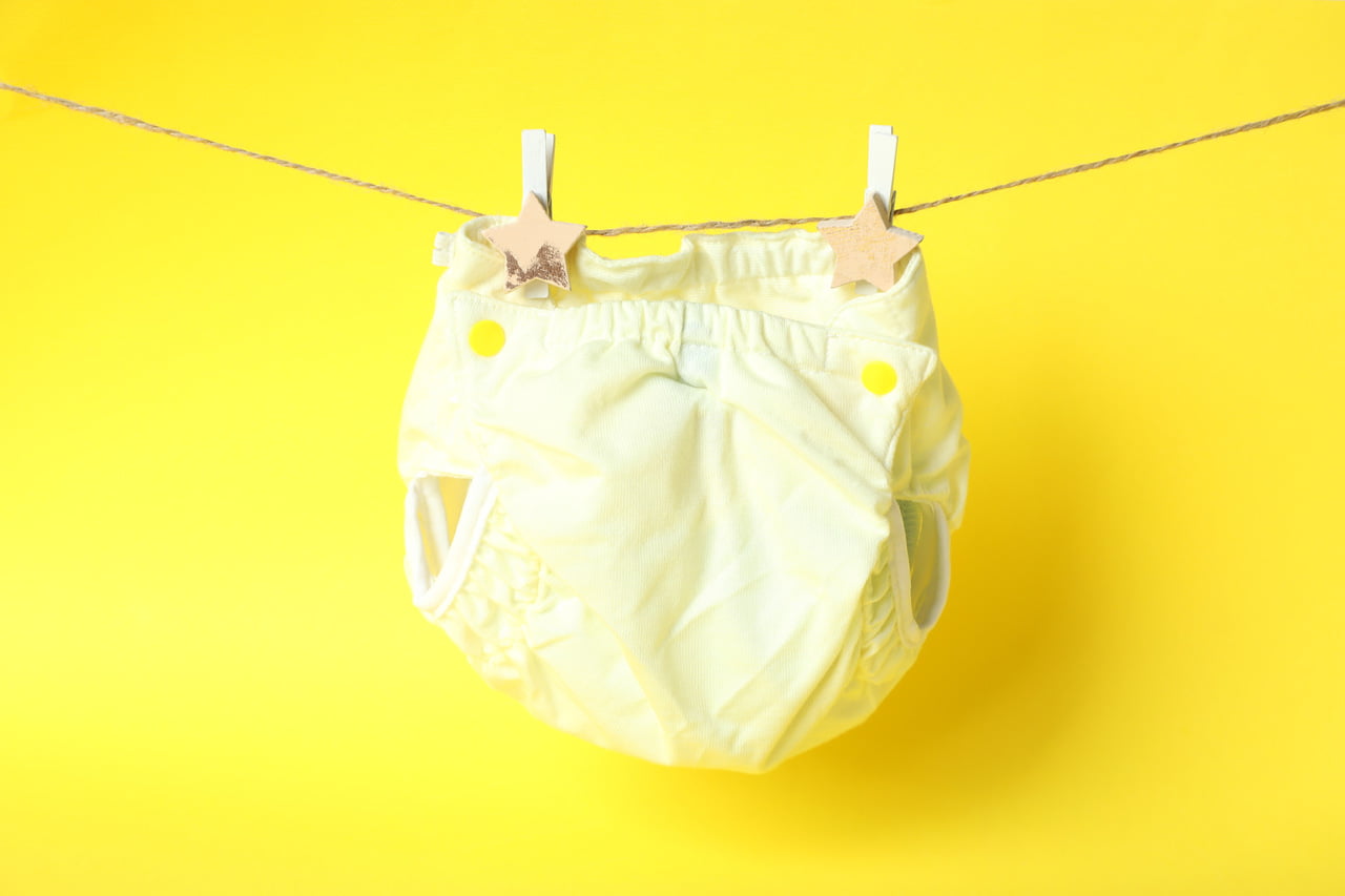 pampers mini czym się różnią od midi