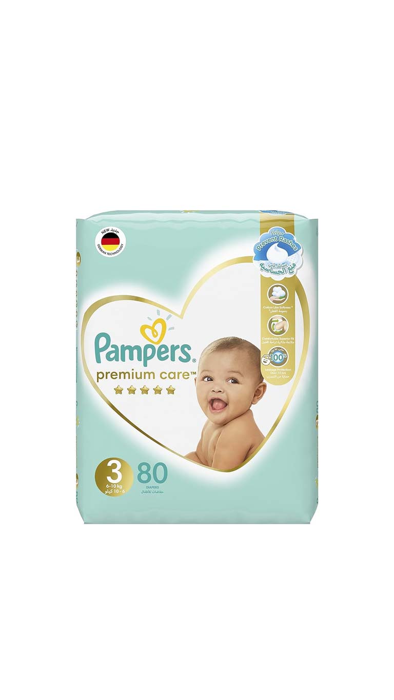 zawijanie kota w pampers