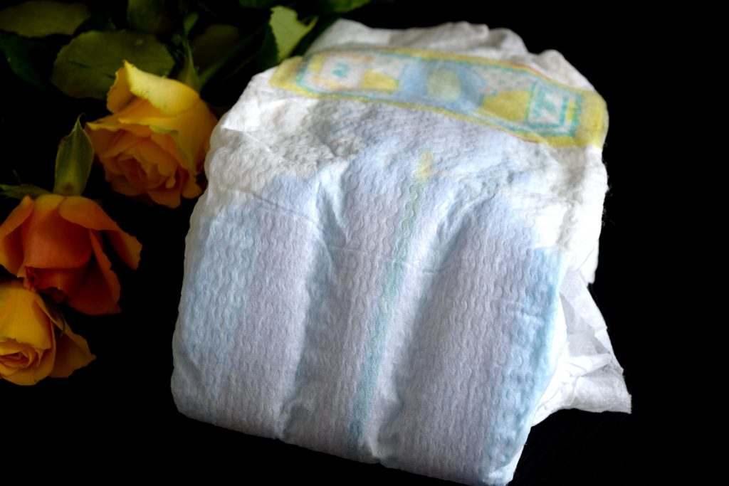 pampers pieluchomajtki opinie