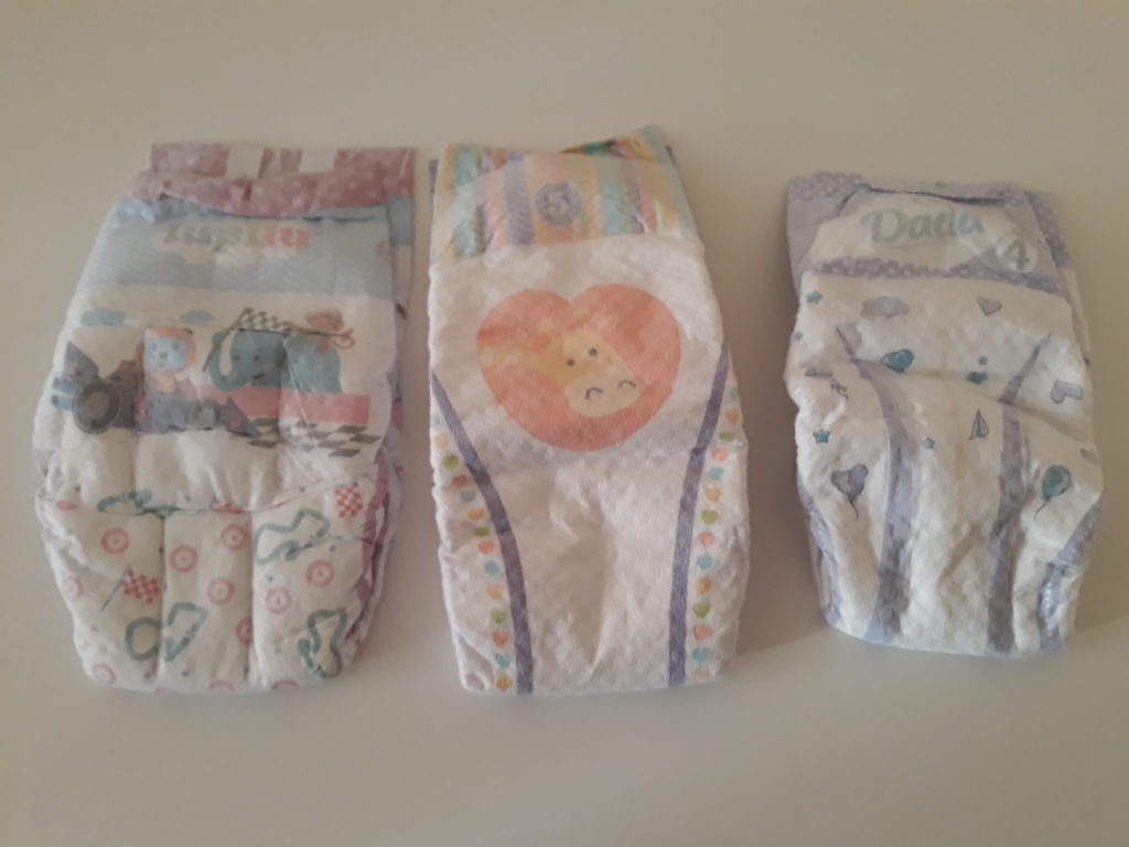 pieluchy pampers premium 2